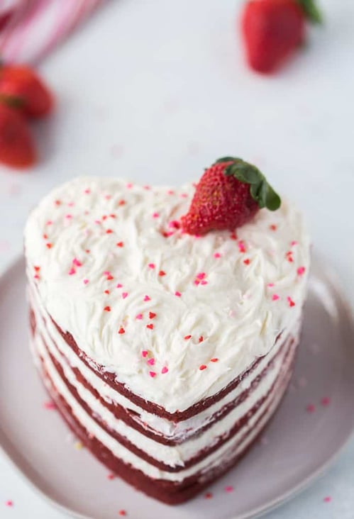 Heart-Shaped-Red-Velvet-Cake-3